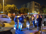 فيديو: الشرطة تعرقّل سير سيارة الهيئة بحجة الازعاج 